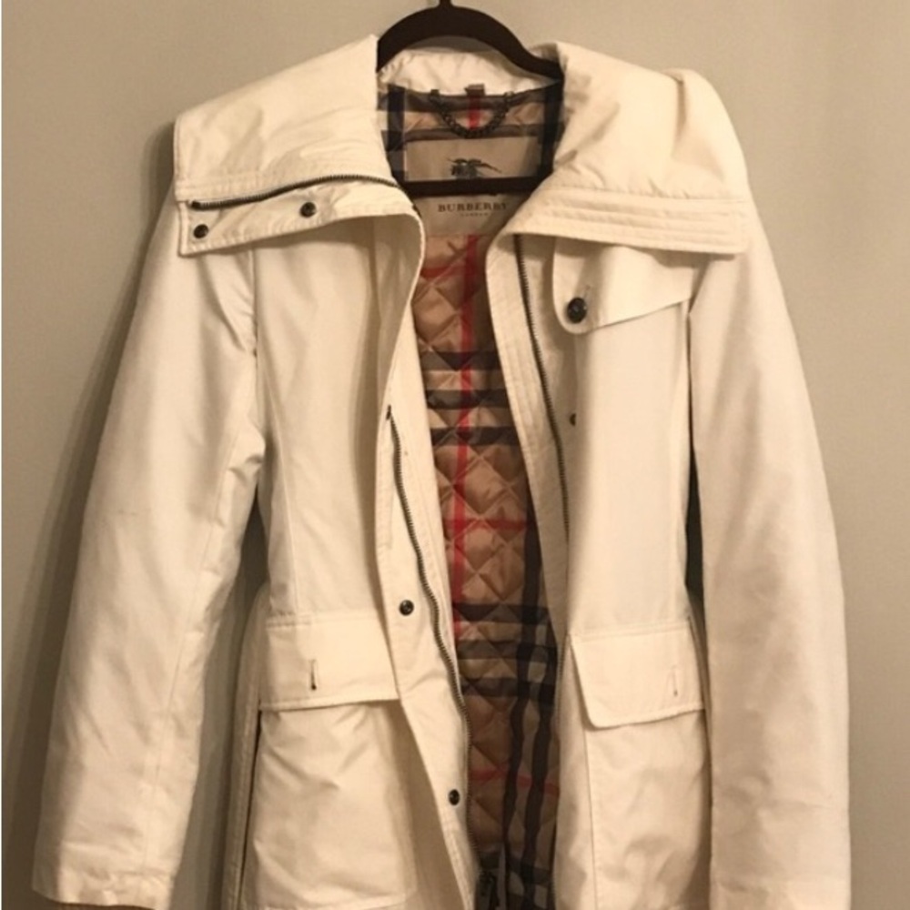 Burberry London belted quilted down puffer jacket
